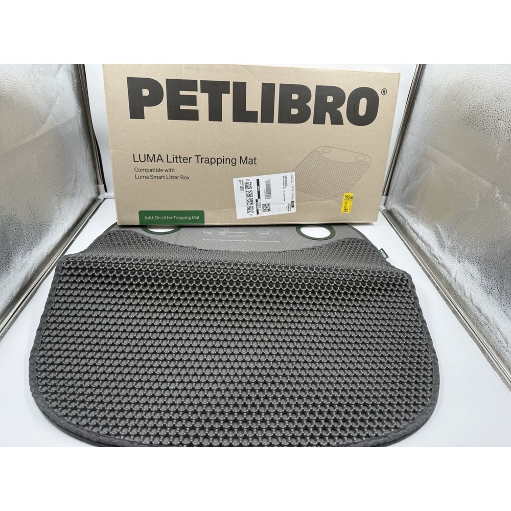 Petlibro Cat Litter Mat Leak Proof & Anti Slip 25.6" X 26.7" Large Litter Mat